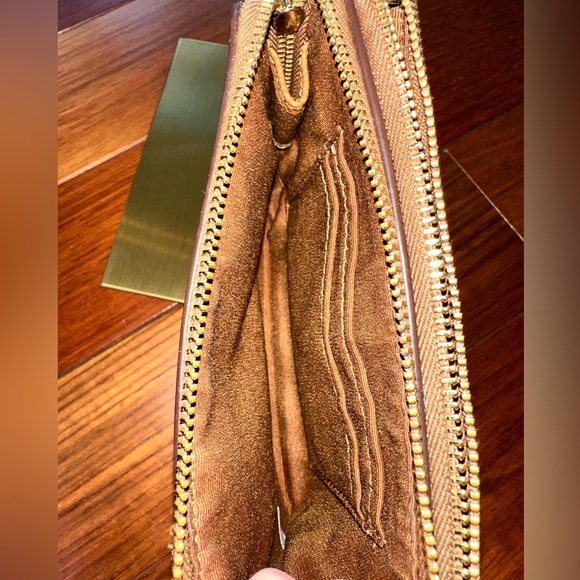 Coach Double Zipper Monogram Wristlet. Excellent condition. - Picture 12 of 12